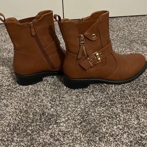 Brown boots